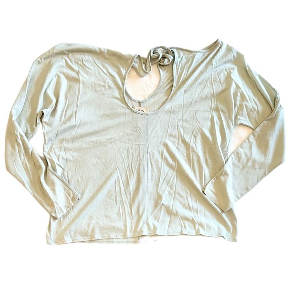 Chaser Casual Oversized Light Blue Strappy Cold Shoulder Long Sleeve Top - Mediu